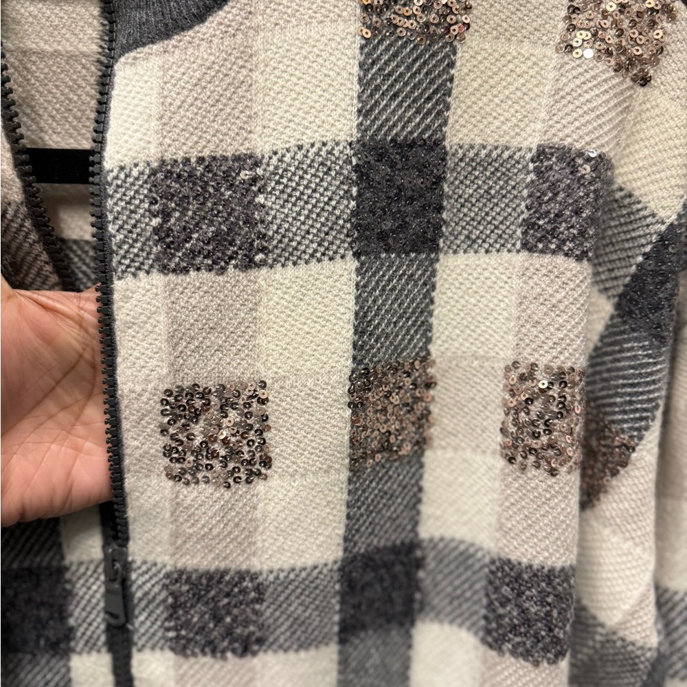 BEAUTIFUL Brunello Cuccinelli zip up sweater - Picture 6 of 6
